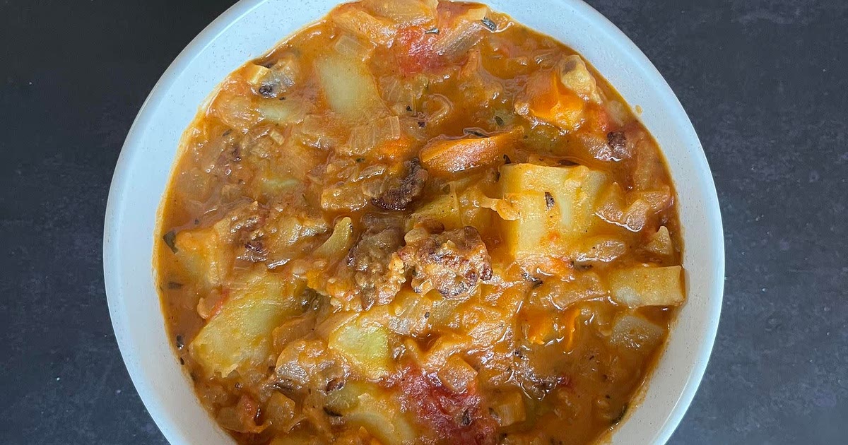 Italian Sausage Soup with Peppers, Onions, and Potatoes Recipe | Samsung Food App