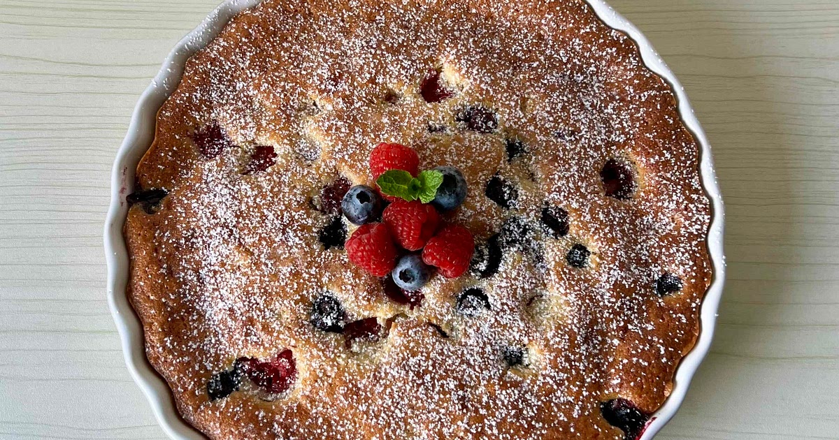 Mascarpone and red berries cake Recipe | Samsung Food App