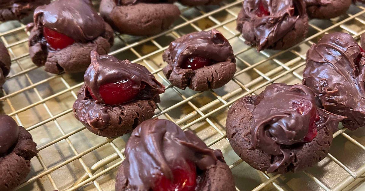 Burrier Cherry Chocolate Cookies Recipe | Samsung Food App
