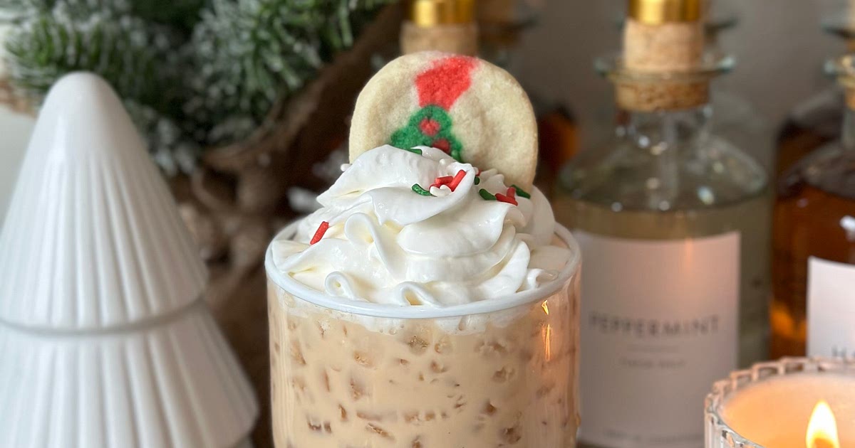 Christmas Tree Cookie Iced Latte Recipe | Samsung Food App