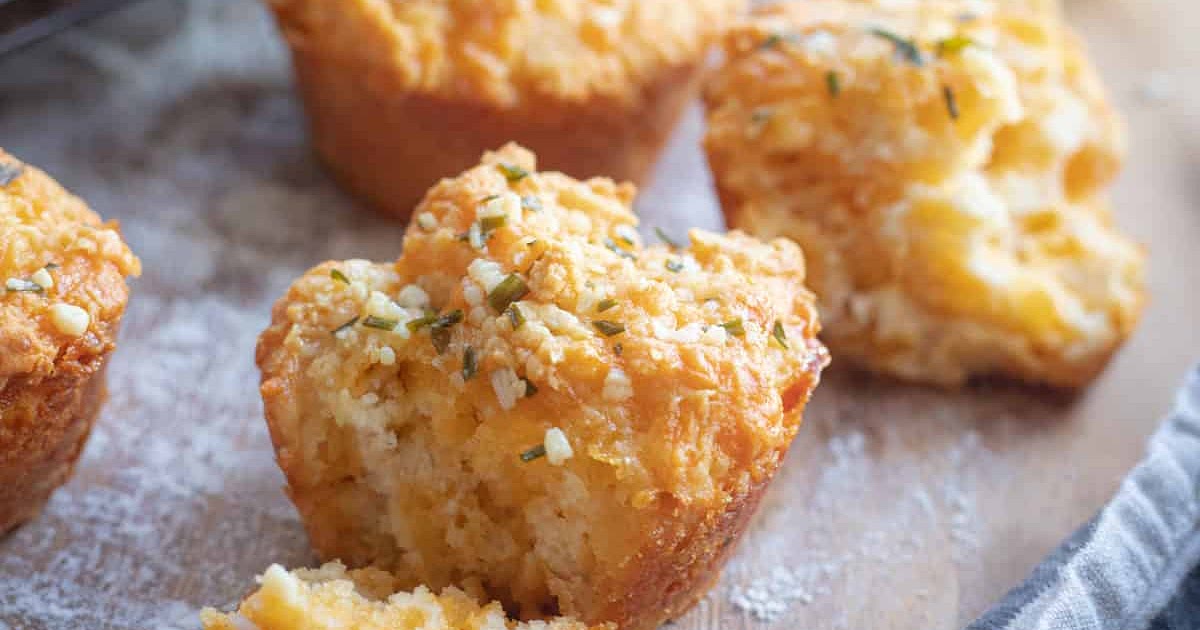 Beer Cheddar Rolls Recipe | Samsung Food App