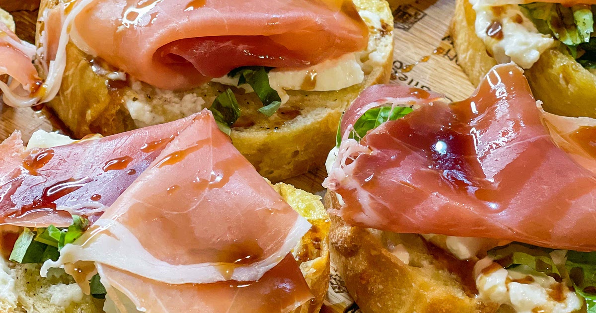 Prosciutto burrata crostini Recipe | Samsung Food App