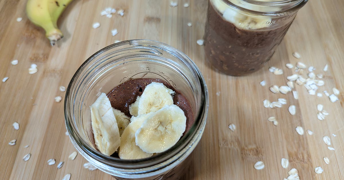 Chocolate Peanut Butter Banana Overnight Oats Recipe | Samsung Food App
