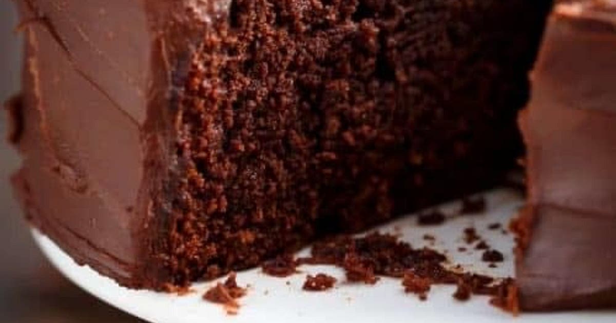 Fudgy Chocolate Cake Recipe | Samsung Food App
