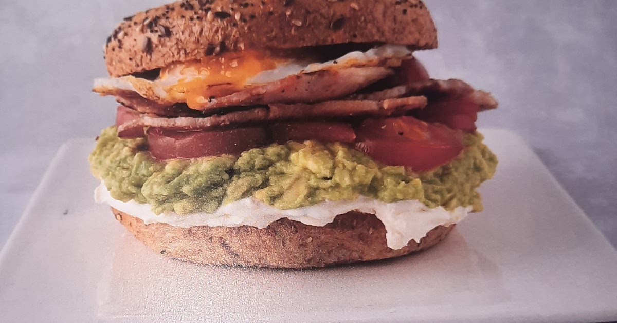 Bacon, egg and avocado bagel Recipe | Samsung Food App