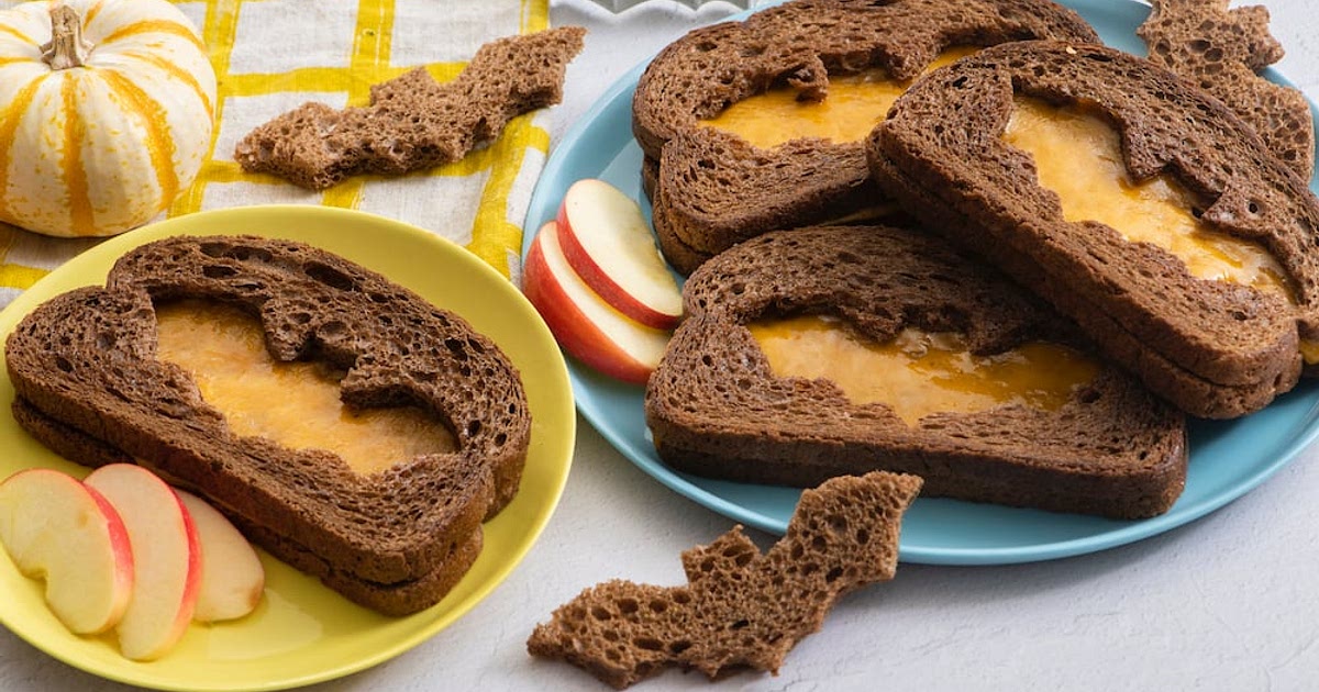 Spooky Grilled Cheese Recipe | Samsung Food App