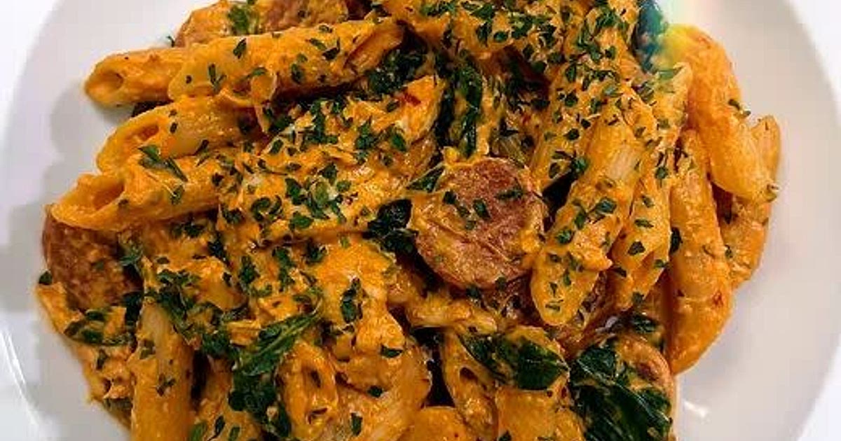 Creamy Chicken & Chorizo Pasta Recipe | Samsung Food App