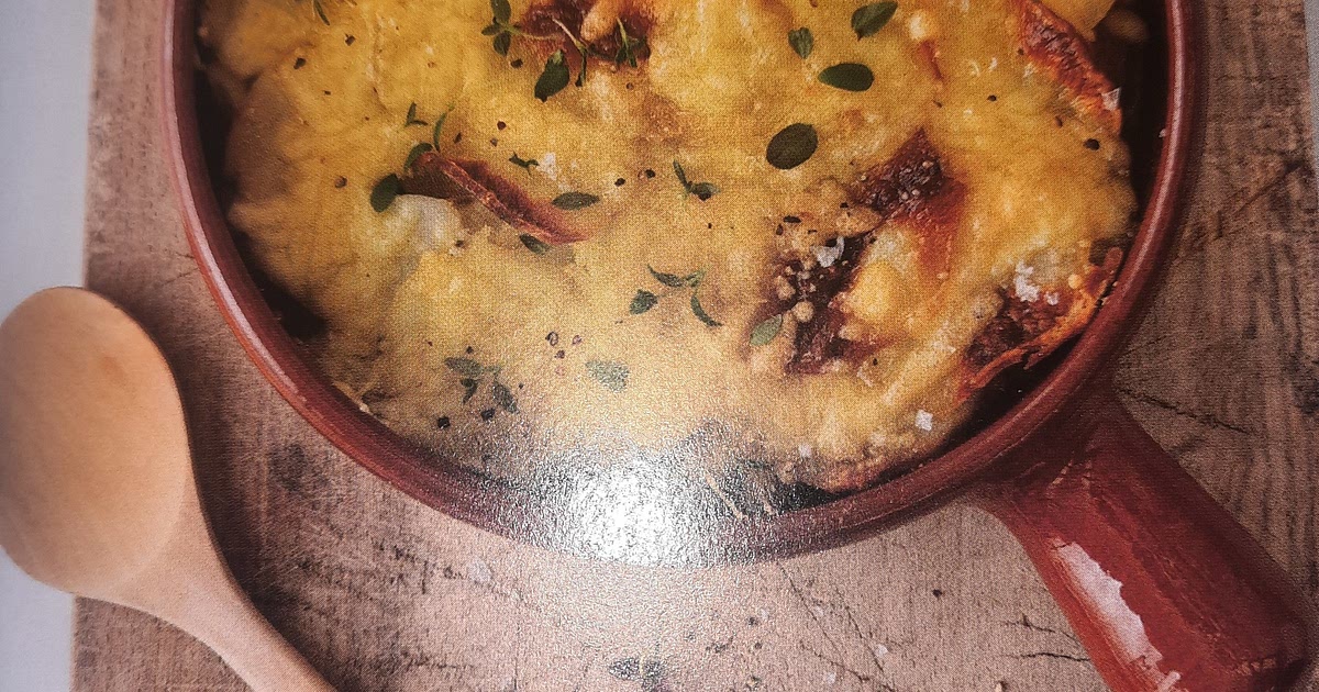 Chicken pie with garlic potatoes Recipe | Samsung Food App