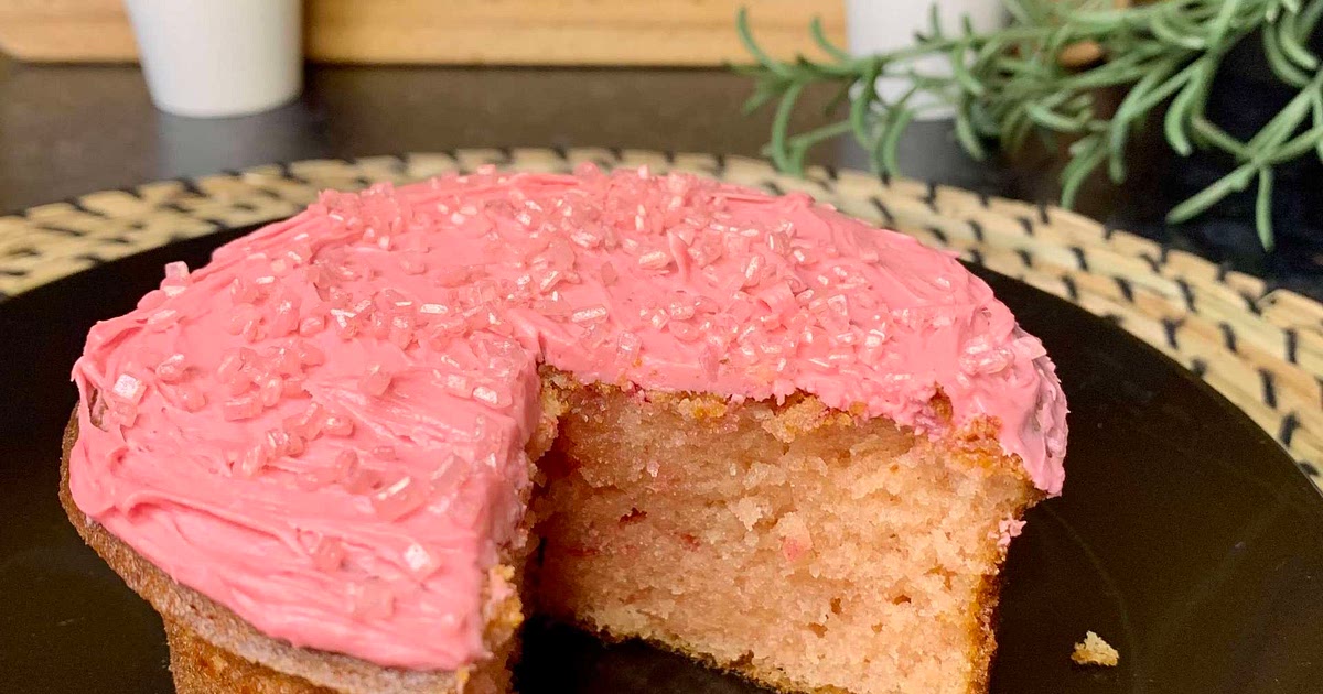 Tiny Valentine’s Day Pink Glitters Sprinkle Cake Recipe | Samsung Food App
