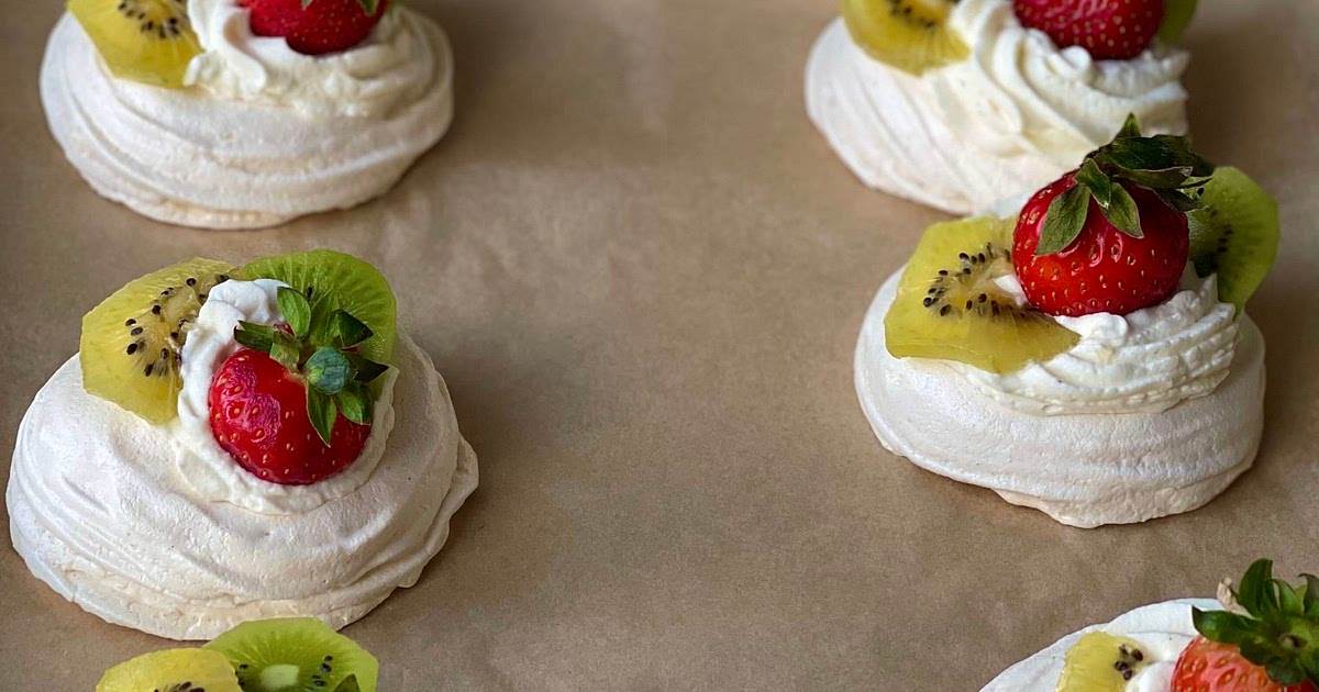 Creamy Fruit Pavlovas Recipe | Samsung Food App