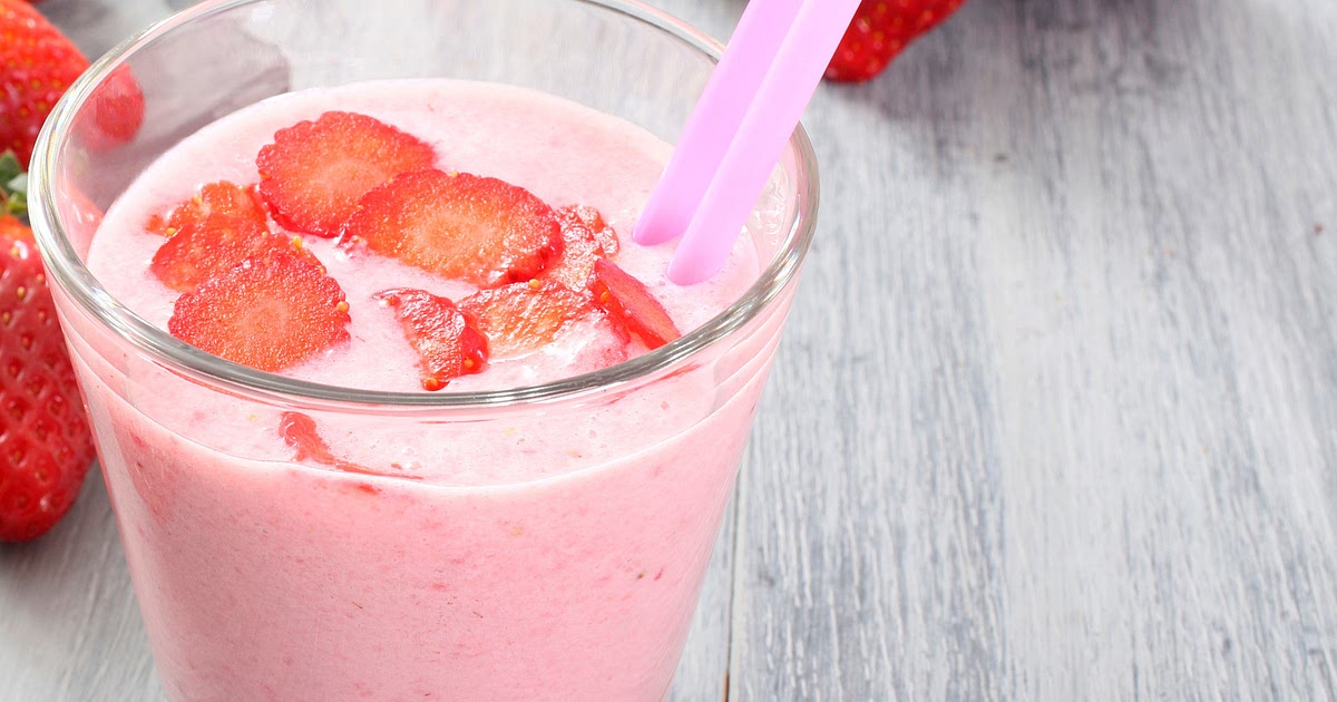 Strawberry Cheesecake Protein Smoothie Recipe | Samsung Food App