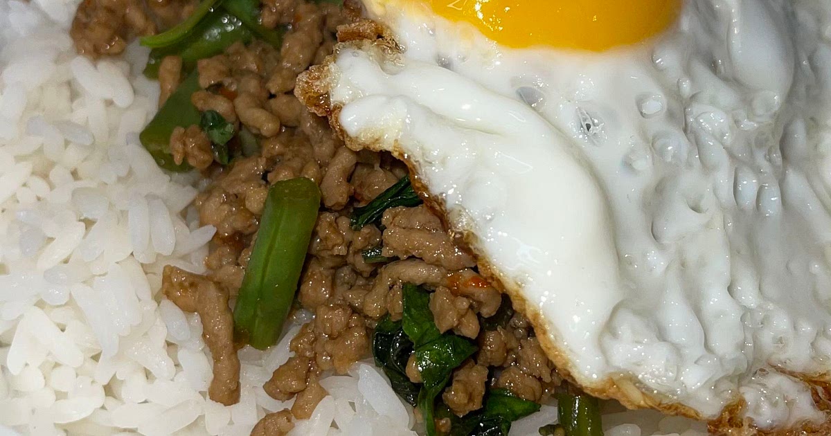 Moo Pad Krapow Recipe | Samsung Food App