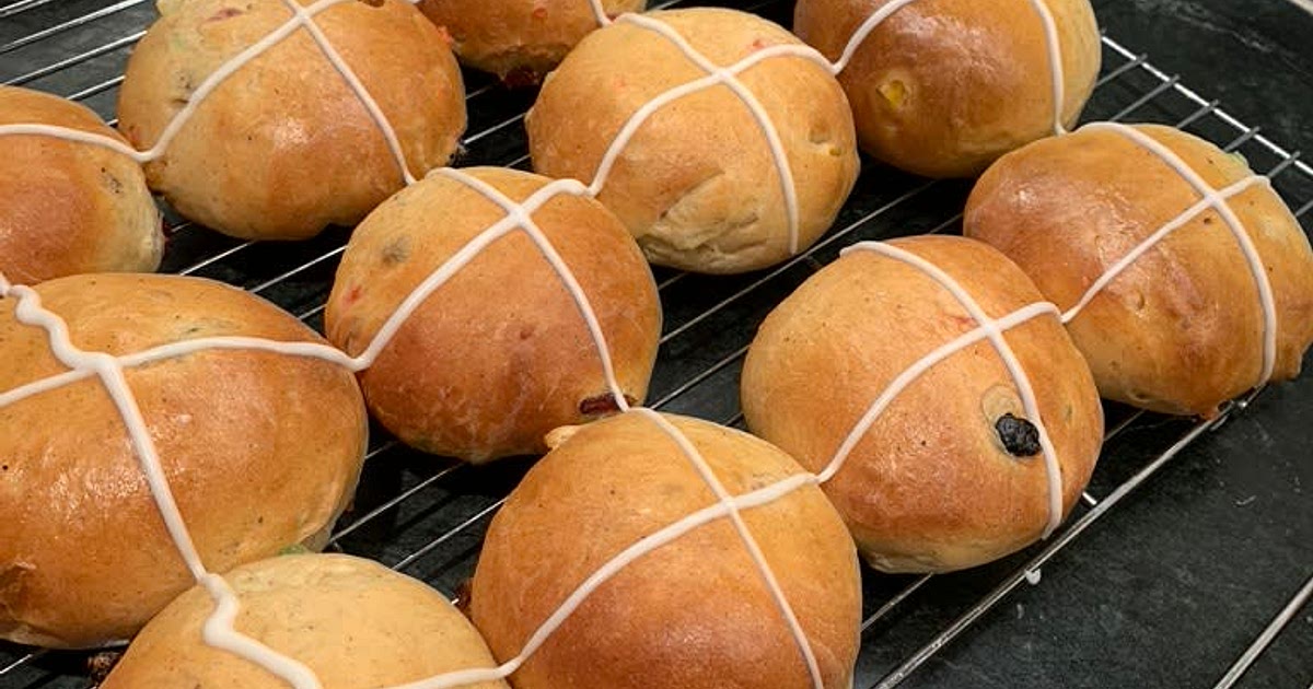Hot Cross Buns Recipe | Samsung Food App