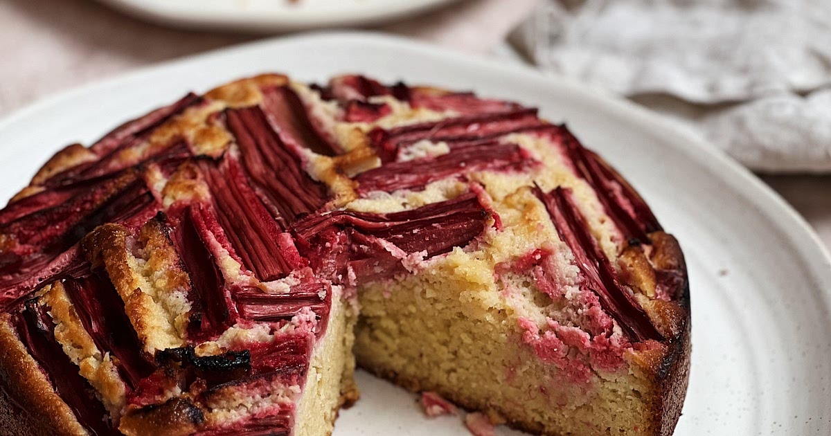 Rhubarb Almond Cake Recipe | Samsung Food App