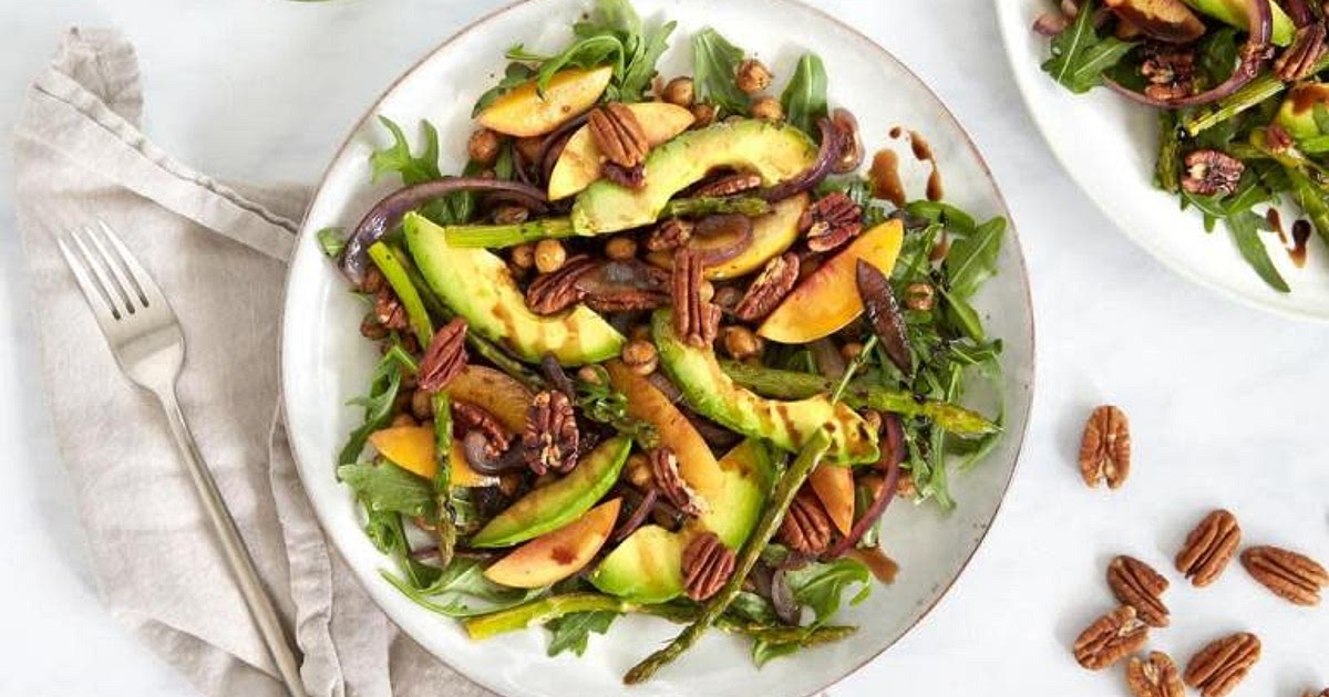 Pecan, nectarine and avocado chickpea salad Recipe | Samsung Food App