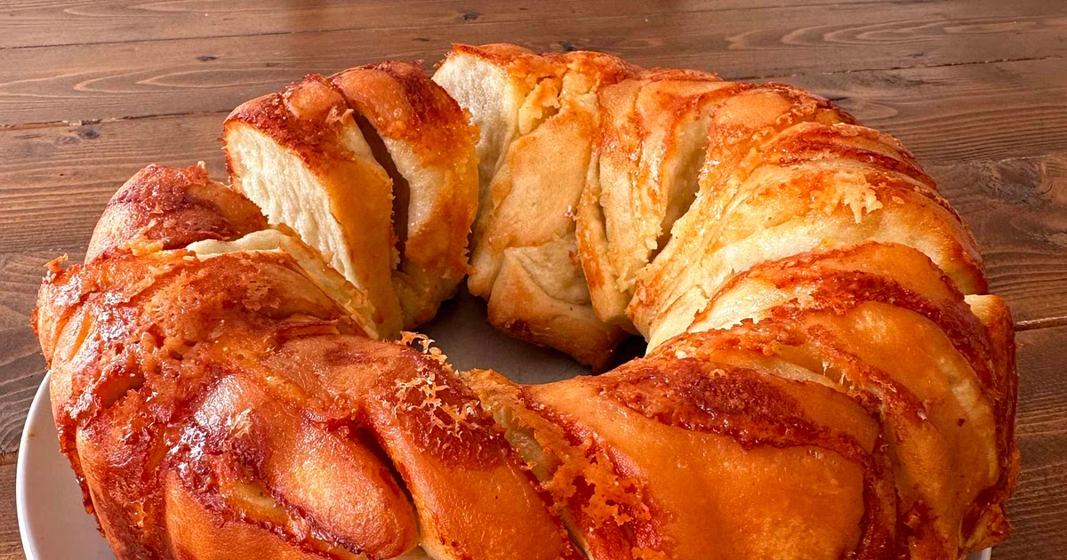 Cheesy garlic pull apart Recipe | Samsung Food App