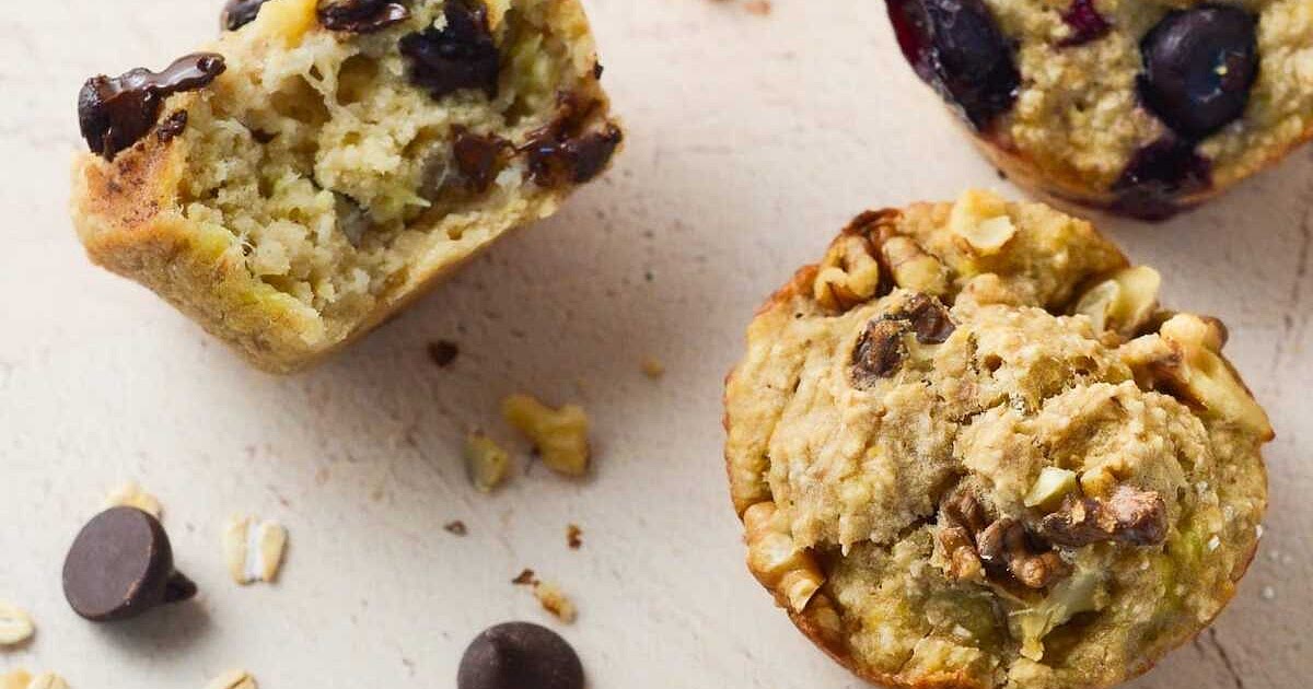 Healthy &amp; Easy 3-Ingredient Banana Oatmeal Muffins (Vegan) Recipe | Samsung Food App