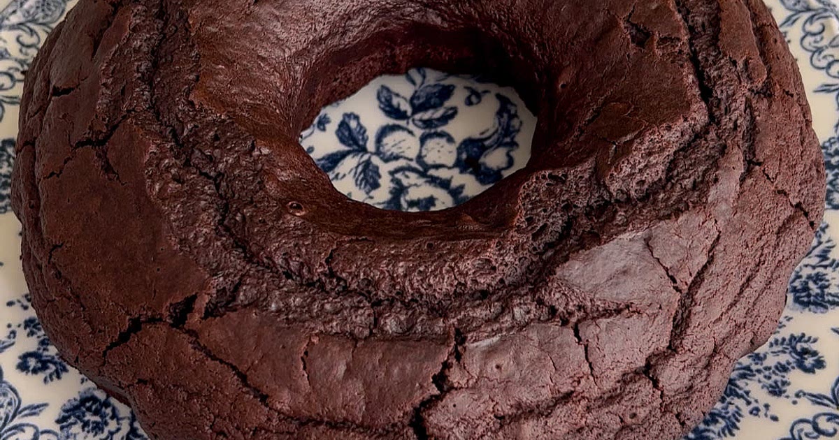 Soft Chocolate Cake Recipe | Samsung Food App