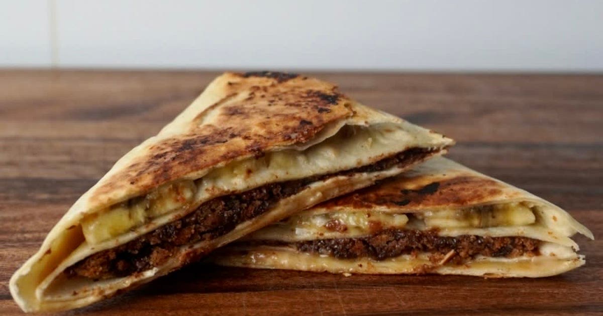 Double chocolate cookie wrap Recipe | Samsung Food App