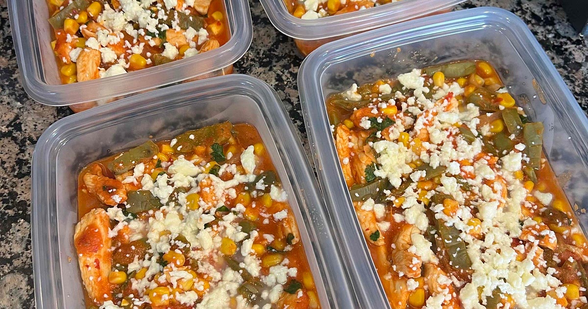 POLLO Y NOPALES EN SALSA ROJA Recipe | Samsung Food App