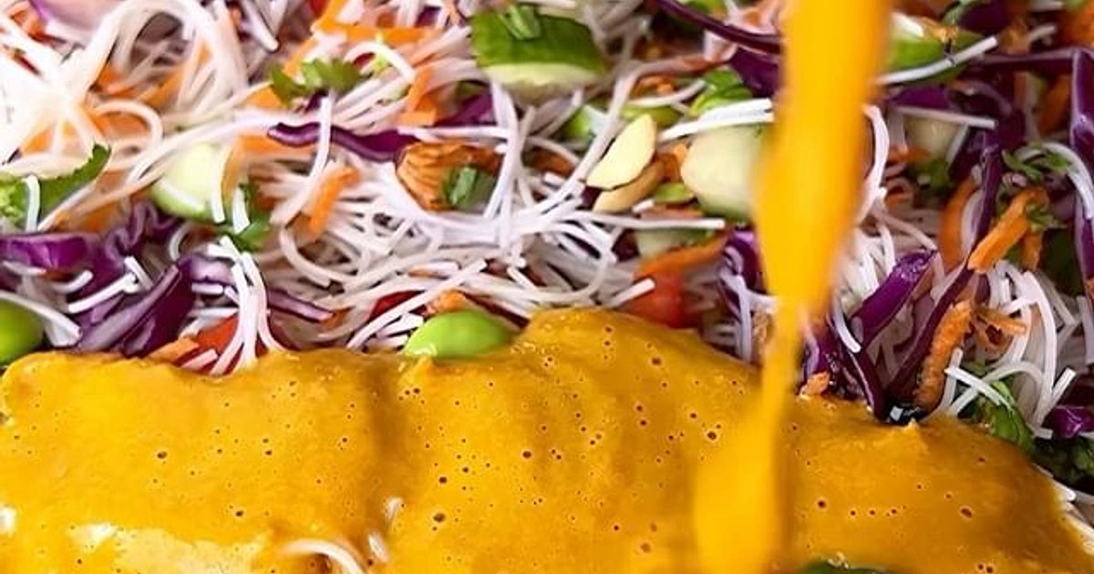 SPRING ROLL INSPIRED CHOPPED VERMICELLI SALAD WITH CARROT-GINGER Recipe | Samsung Food App