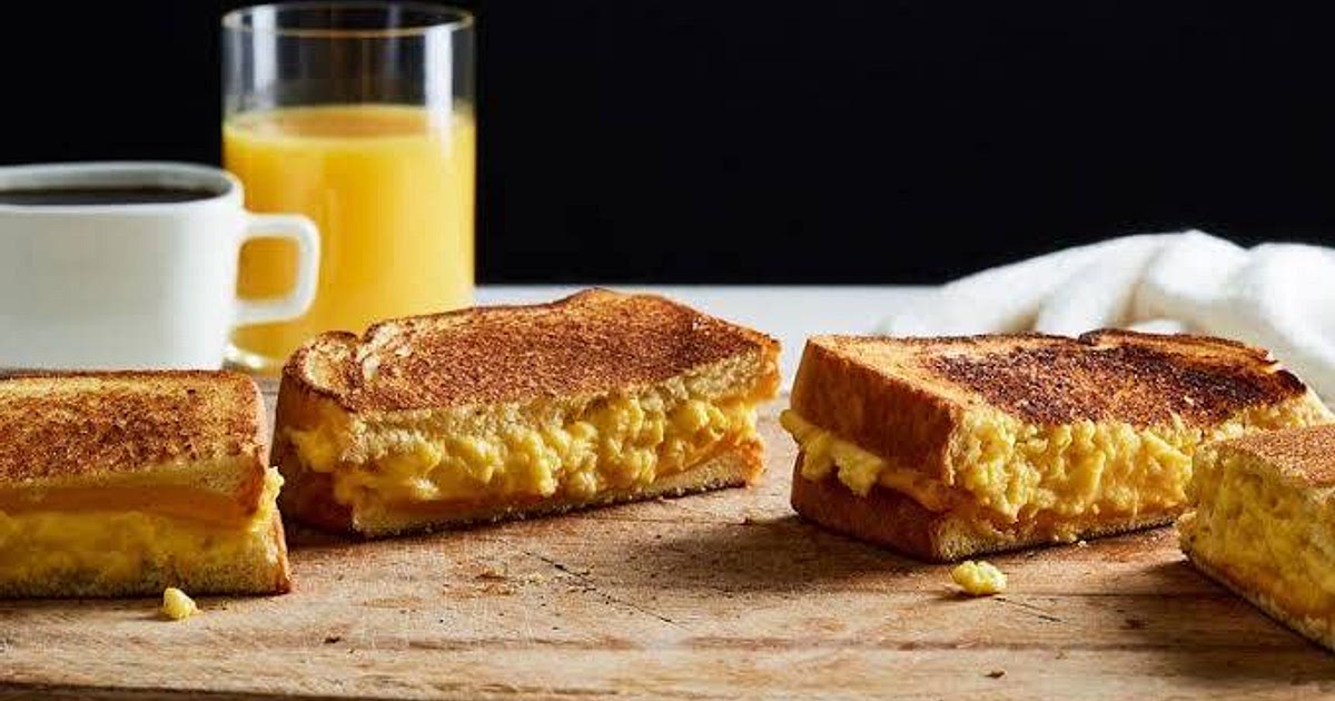 Scramble Eggs Breakfast Sandwich Recipe | Samsung Food App
