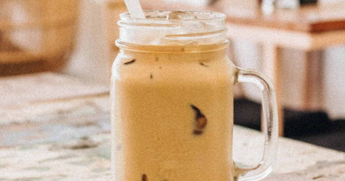 Coffee Oatmeal Smoothie Recipe | Samsung Food App