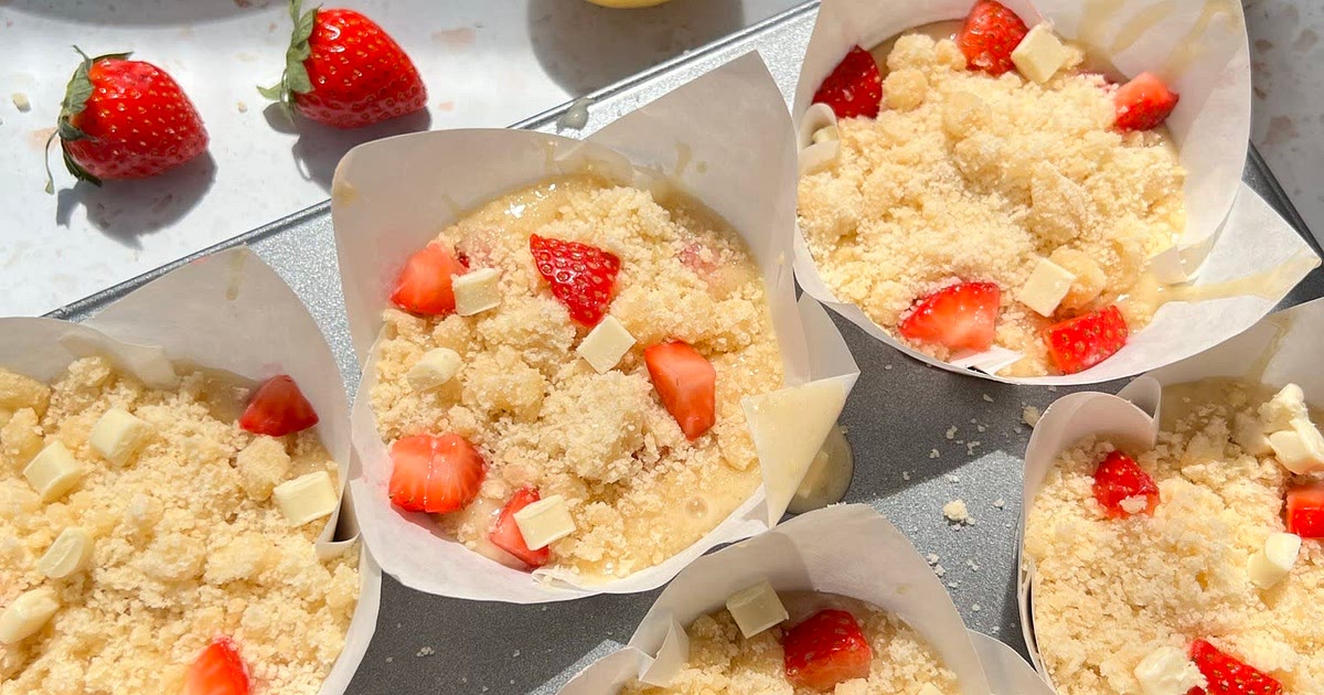 Strawberry White Choc Muffins  Recipe | Samsung Food App