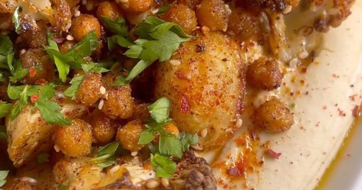 Spiced Roasted Potatoes, Cauliflower & Chickpeas Recipe | Samsung Food App