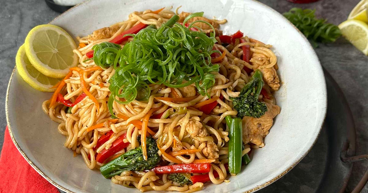 Chicken Stir Fry Noodles Recipe | Samsung Food App