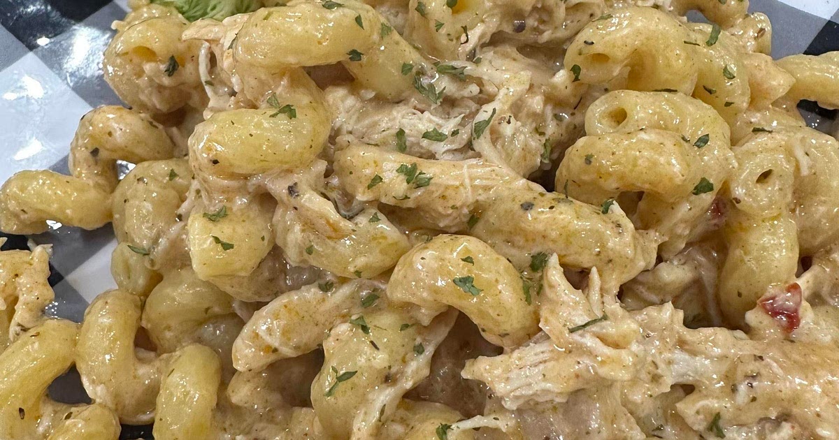 Crockpot Garlic Parm Chicken Pasta Recipe | Samsung Food App