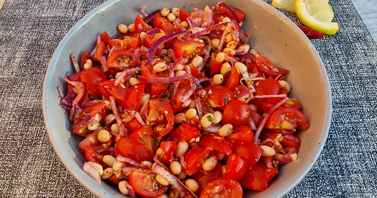 Tomato and Haricot Bean Salad Recipe | Samsung Food App