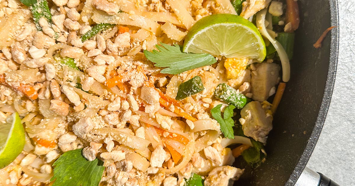 One Pot Pad Thai Recipe | Samsung Food App