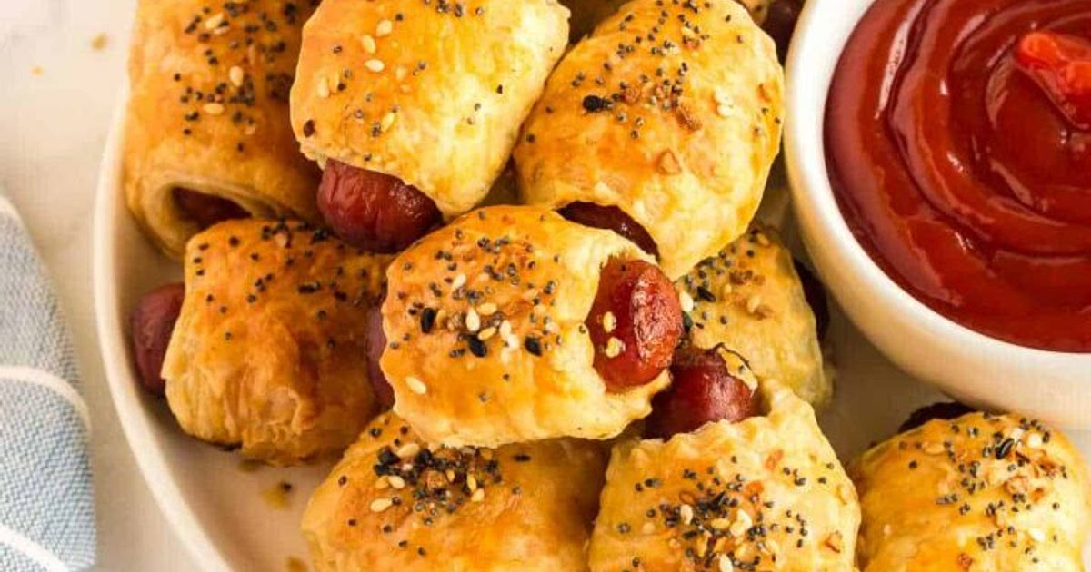 Puff Pastry Pigs in a Blanket Recipe | Samsung Food App
