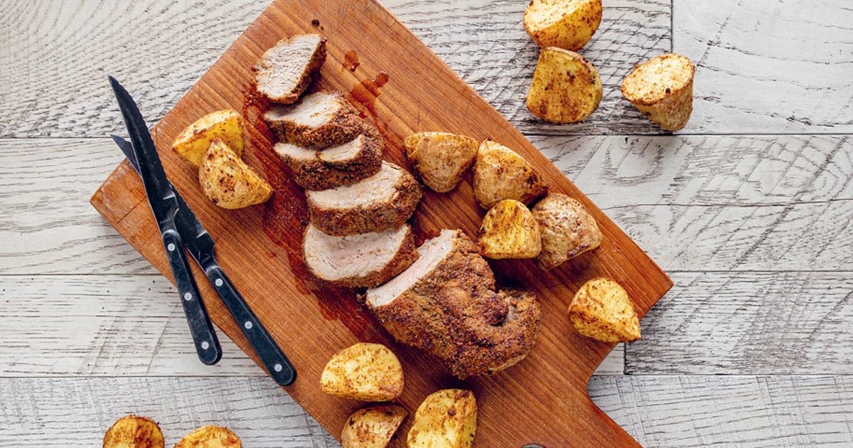 Air fryer cumin-crusted pork tenderloin and potatoes recipe Recipe | Samsung Food App