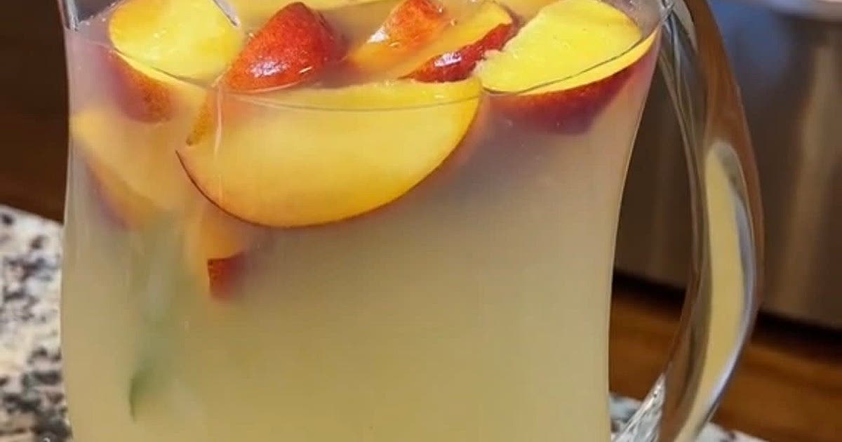 Spiked Peaches and Cream Lemonade Recipe | Samsung Food App