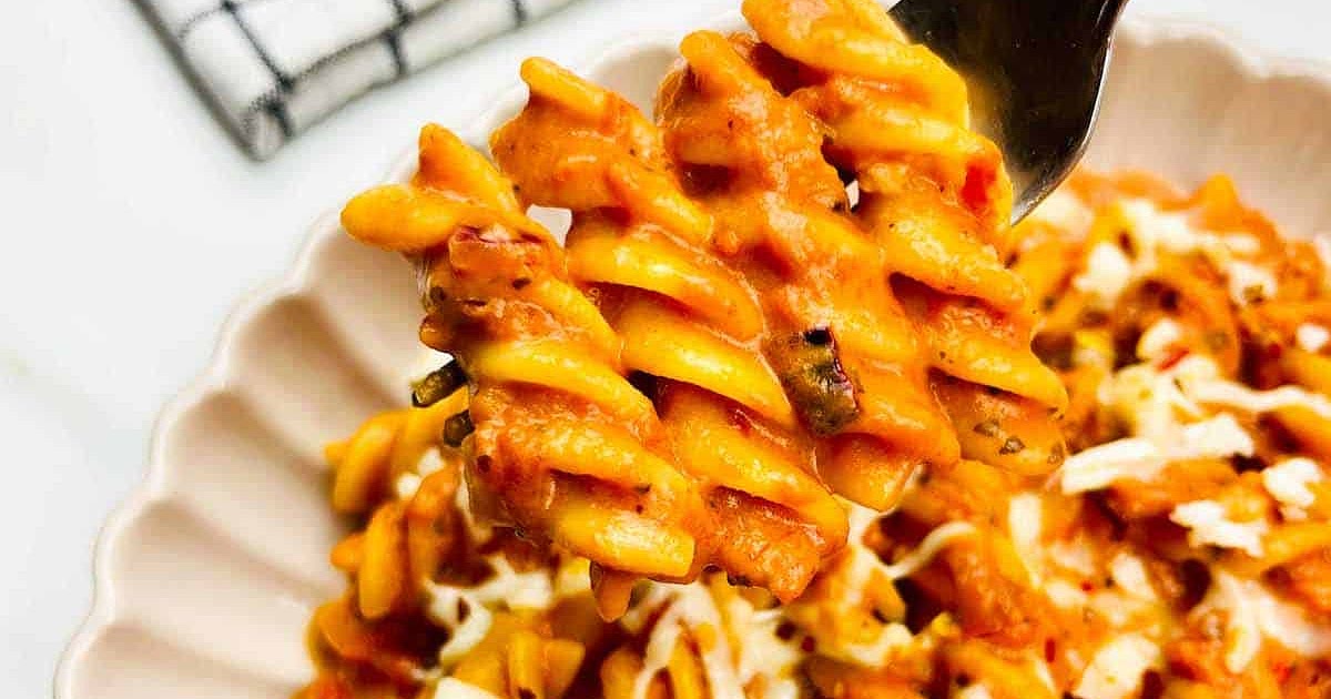 Super Easy Cheesy Tomato Pasta Recipe | Samsung Food App