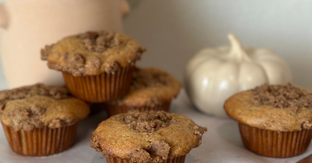 Pumpkin Muffins with Streusel Recipe | Samsung Food App