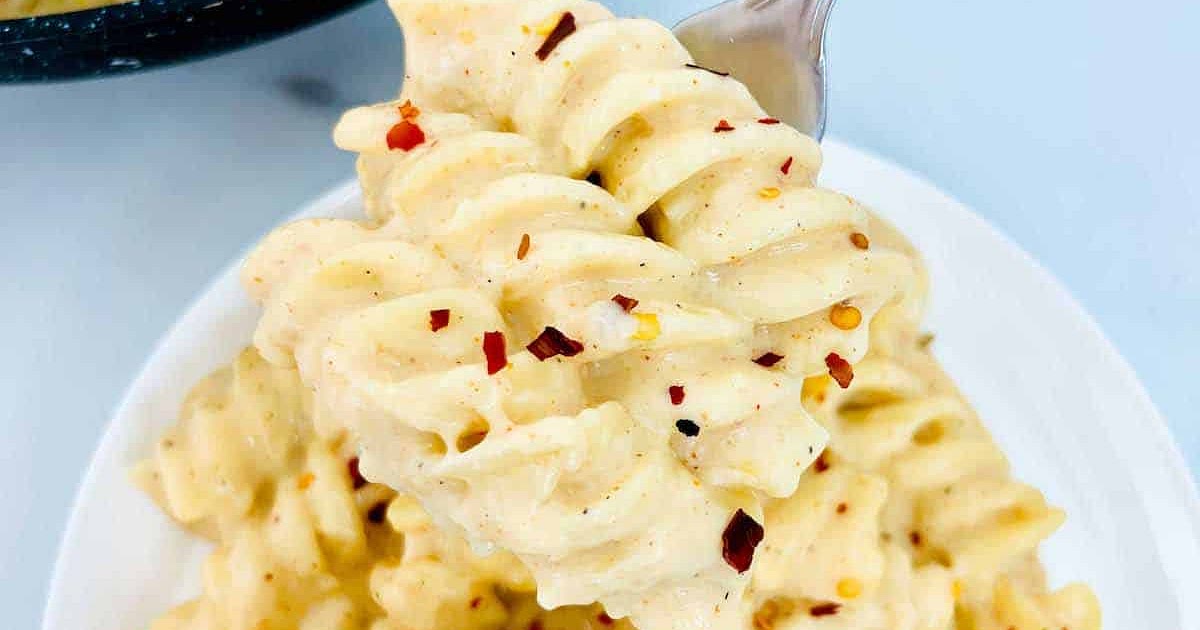 Super-Easy Creamy Pasta with Cheese Recipe | Samsung Food App