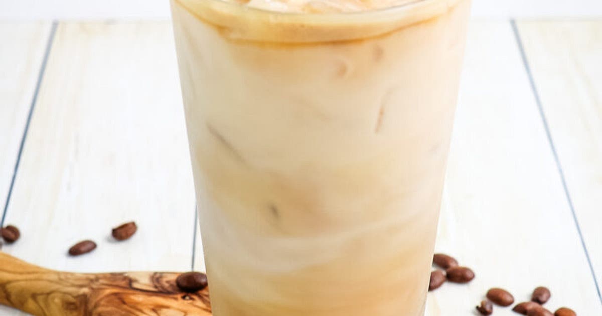 Iced Vanilla Latte Recipe | Samsung Food App