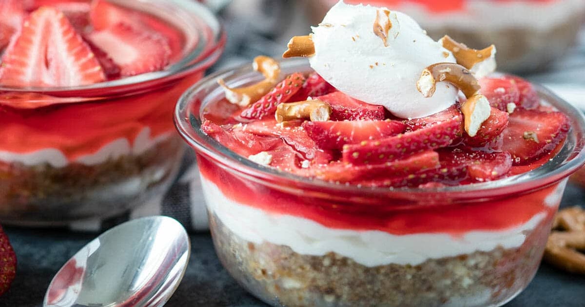 Strawberry Pretzel Salad Recipe | Samsung Food App