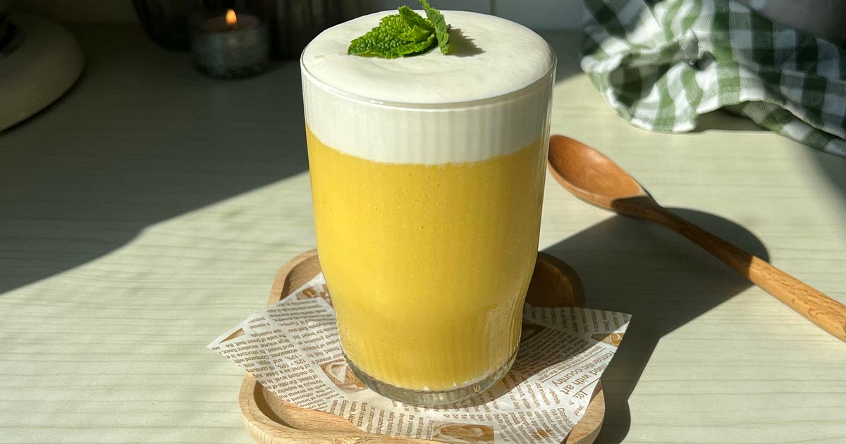 Mango & coconut smoothie Recipe | Samsung Food App