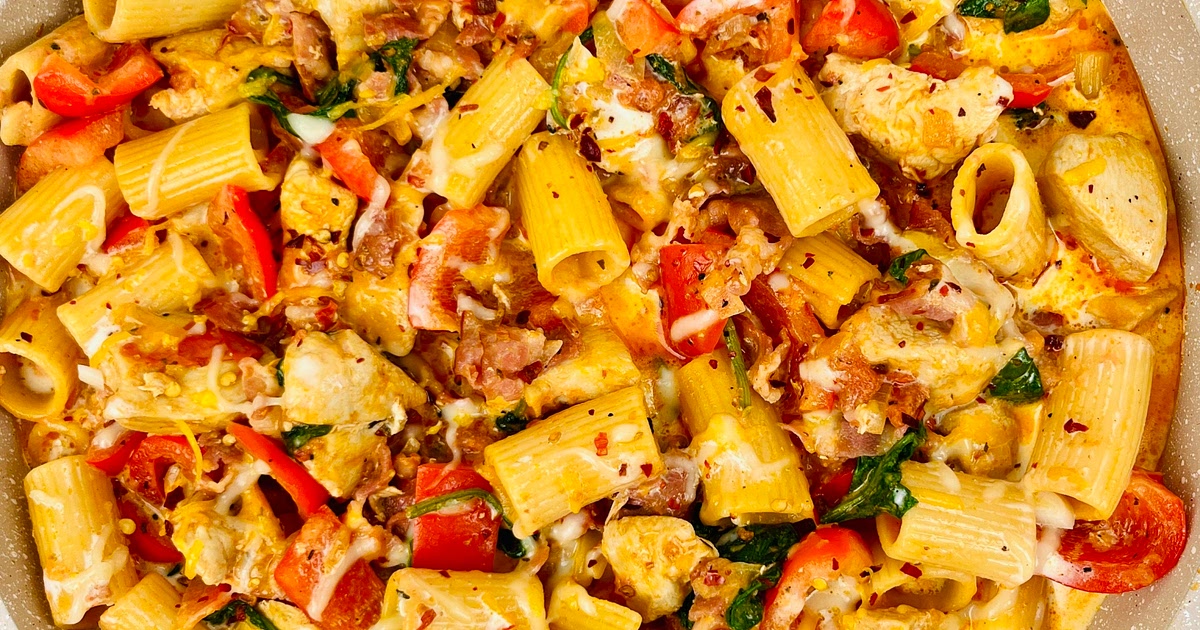 Creamy Chicken & Bacon Pasta Recipe | Samsung Food App