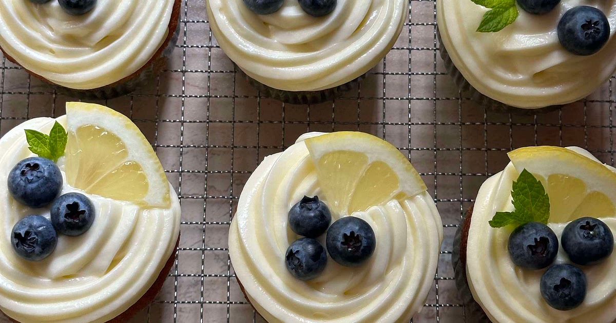 Blueberry lemon cupcakes 🫐🍋 Recipe | Samsung Food App
