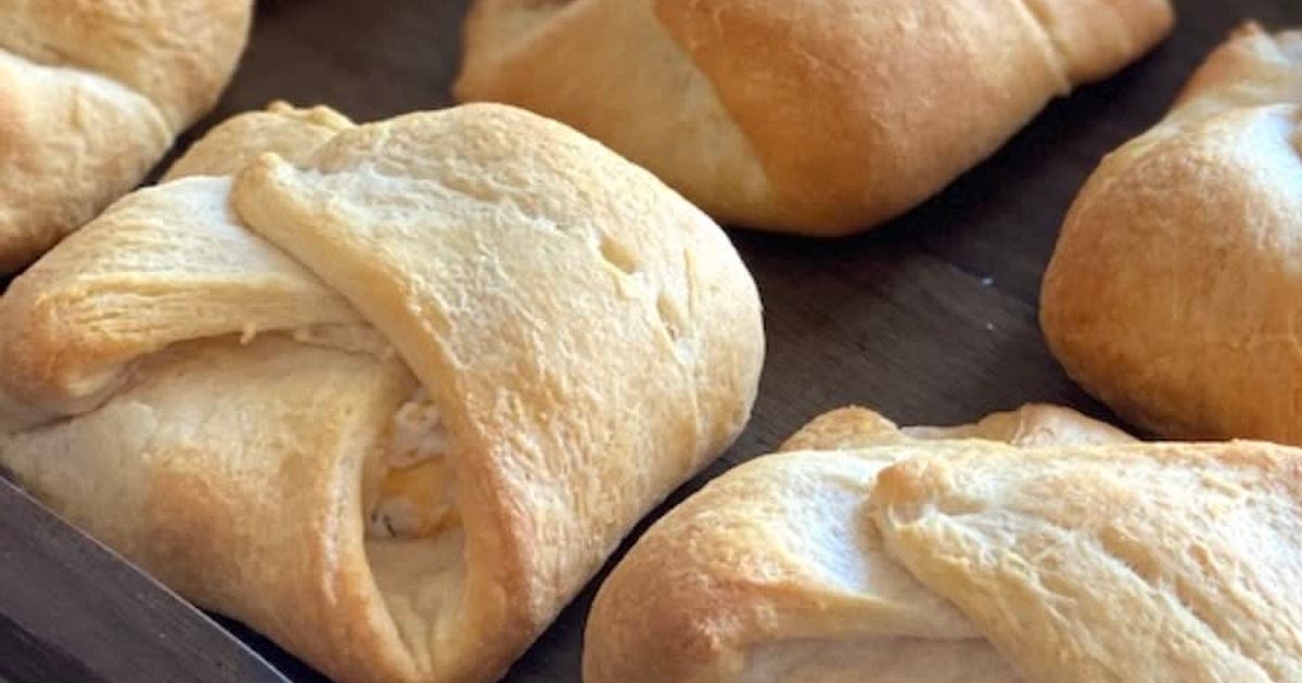 cream cheese chicken pockets Recipe | Samsung Food App