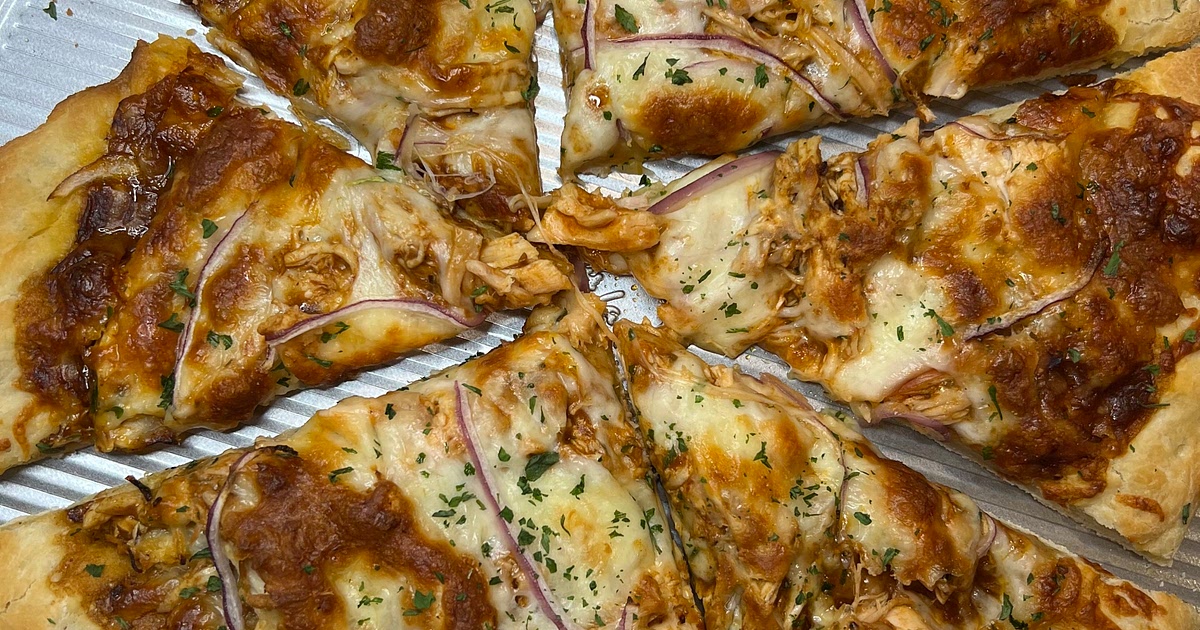 Easy BBQ Chicken Pizza Recipe | Samsung Food App