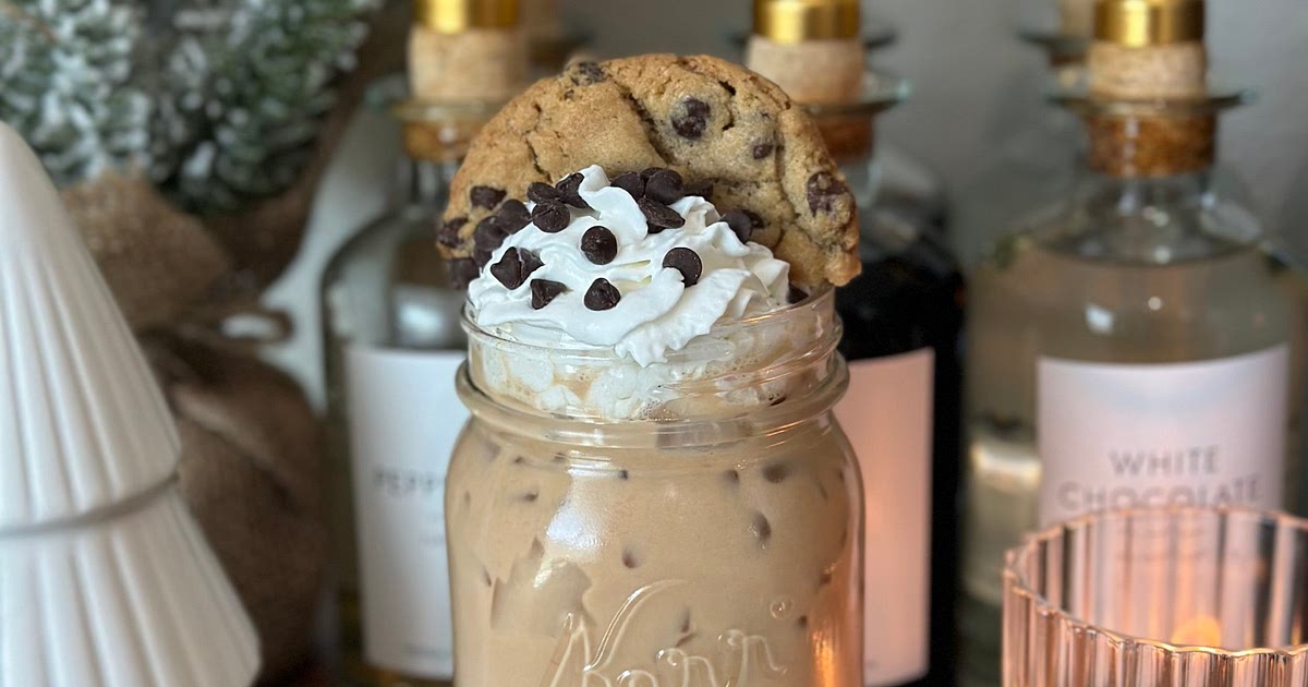 Iced Chocolate Chip Cookie Mocha Recipe | Samsung Food App