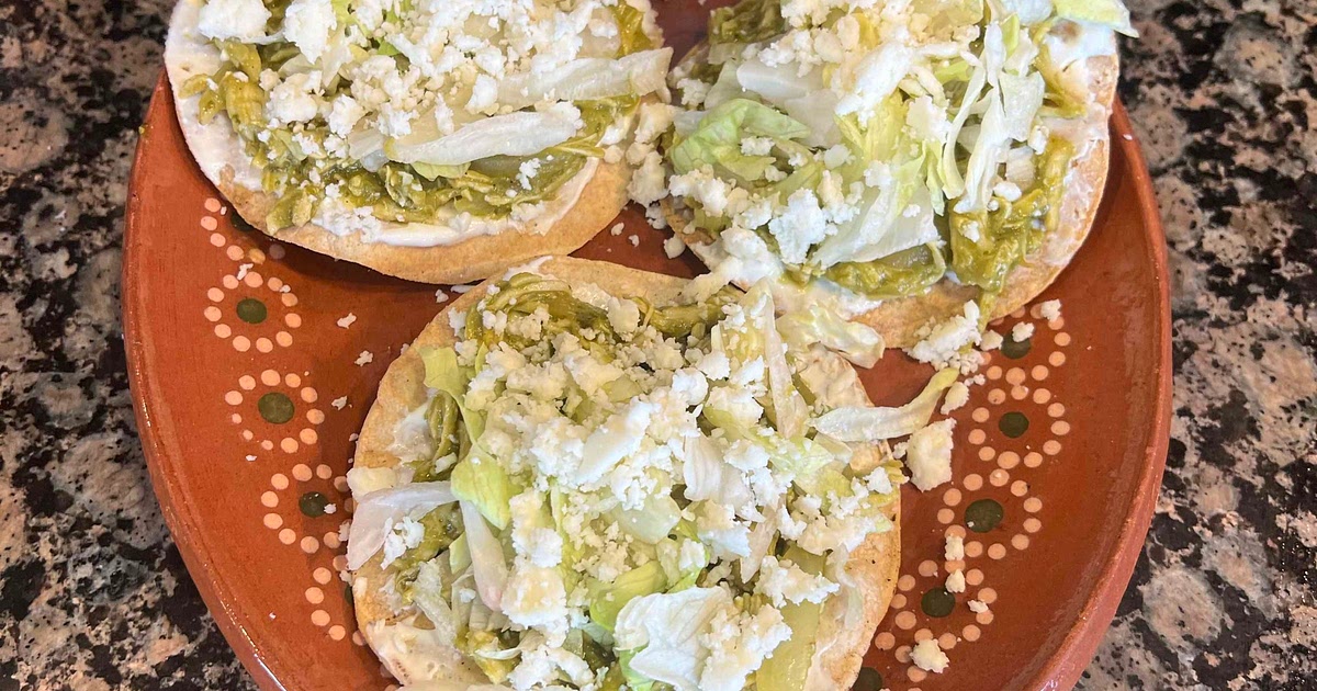 TOSTADAS DE TINGA VERDE Recipe | Samsung Food App