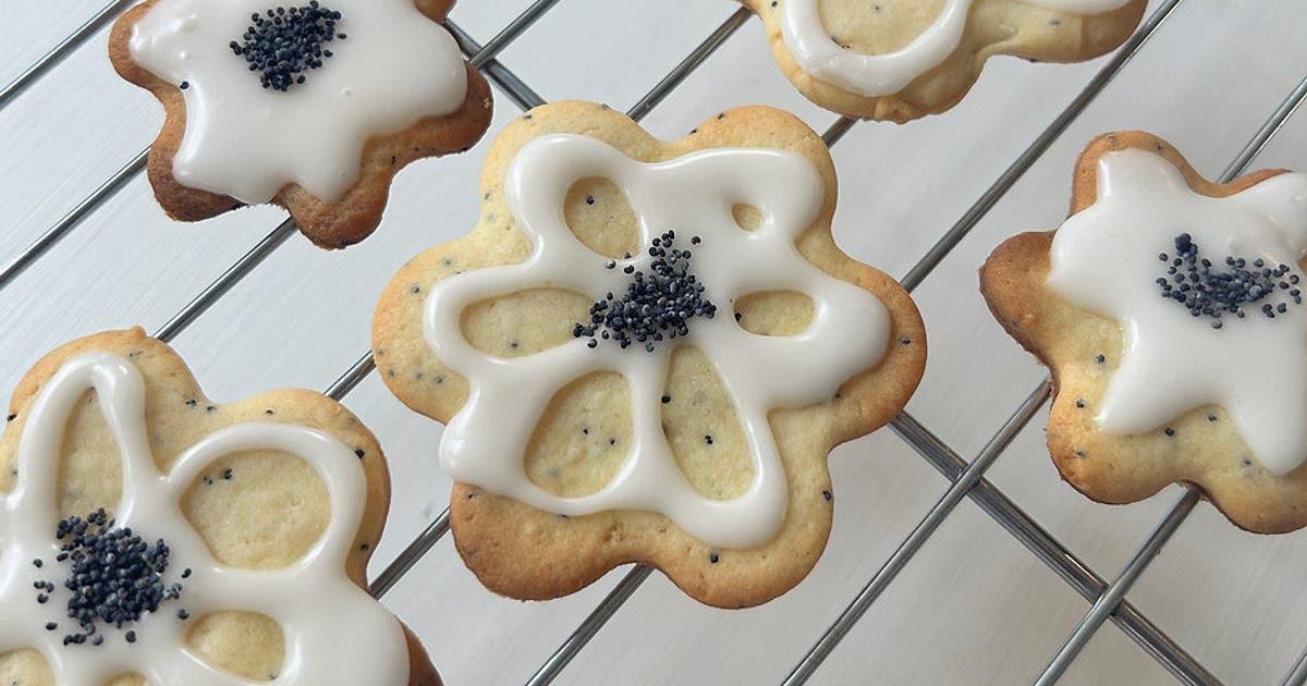 Lavender Lemon Poppy Cookies Recipe | Samsung Food App