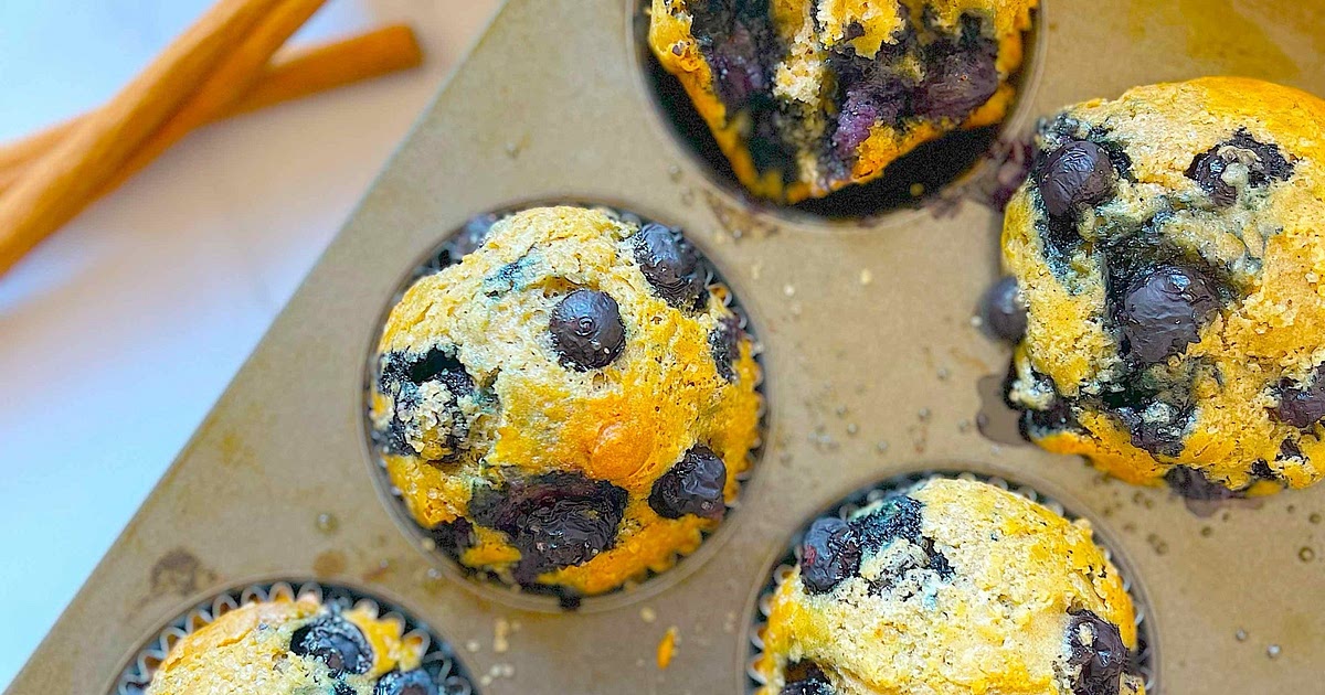Blueberry & Cinnamon Buttermilk Muffins Recipe | Samsung Food App